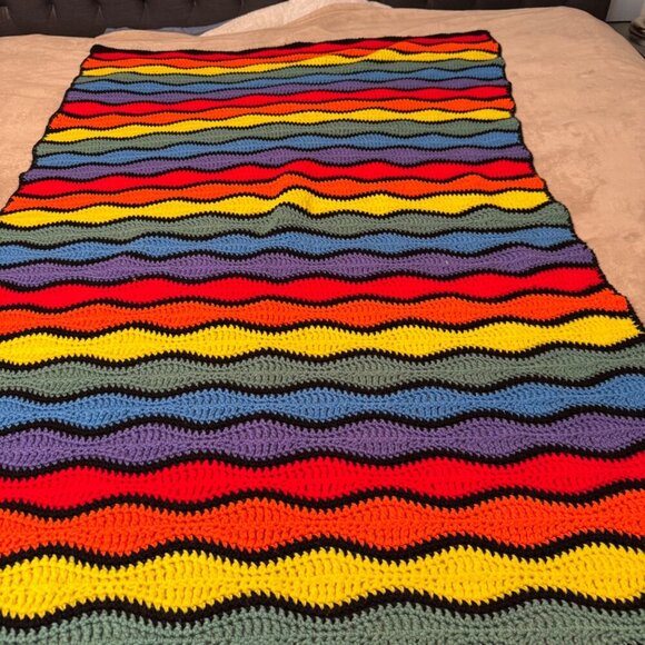 Crochet afghan throw Rainbow blanket wavy crazy pattern boho bohemian vibrant co - Picture 4 of 7